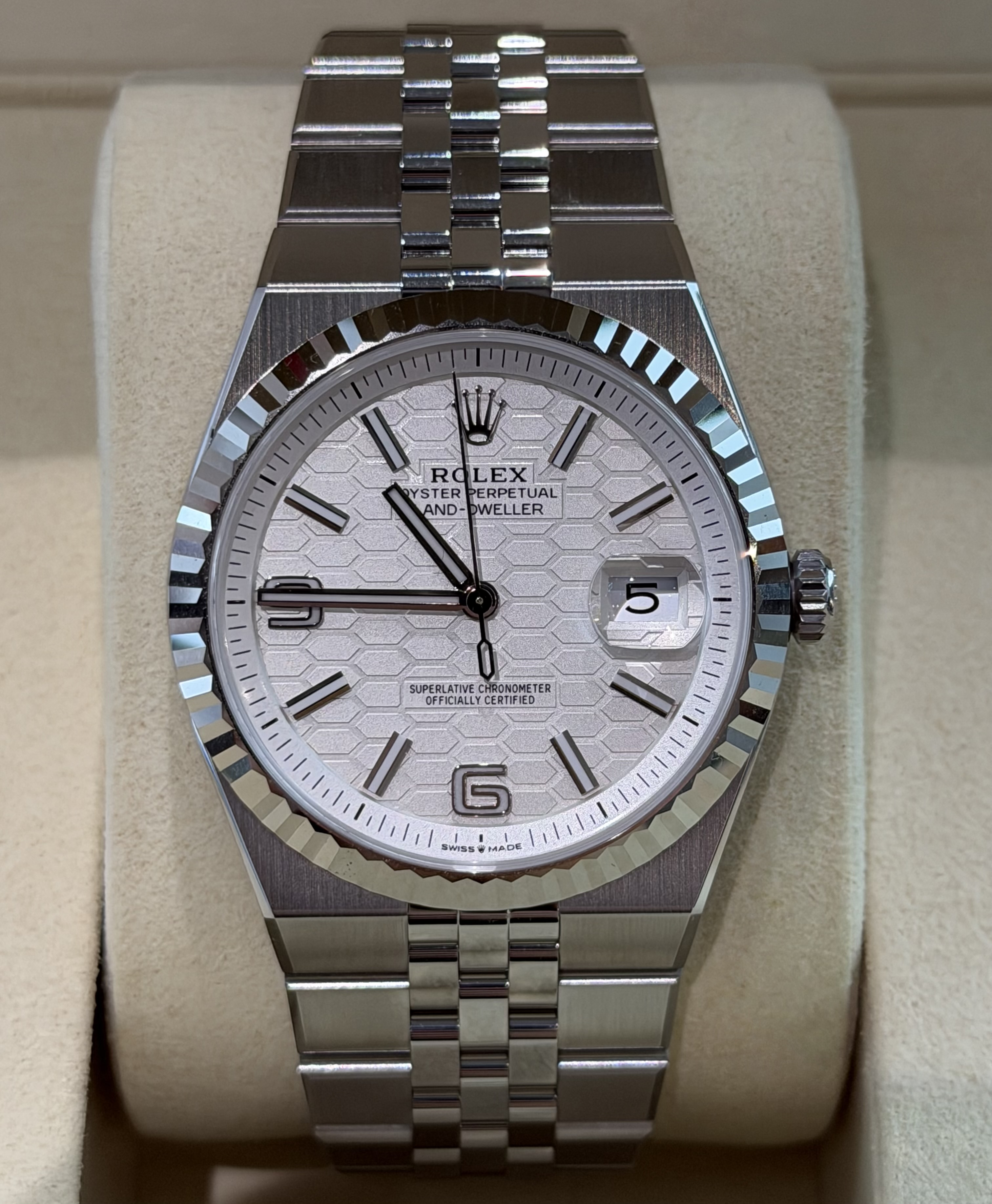 Rolex Rolex Land-Dweller 40 127334 (2026)